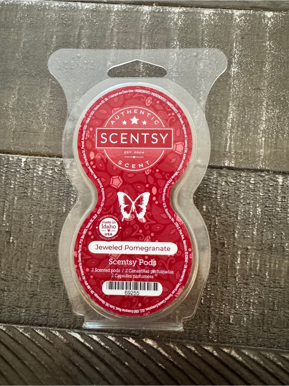 New! x2 Scentsy Jeweled Pomegranate Pods.